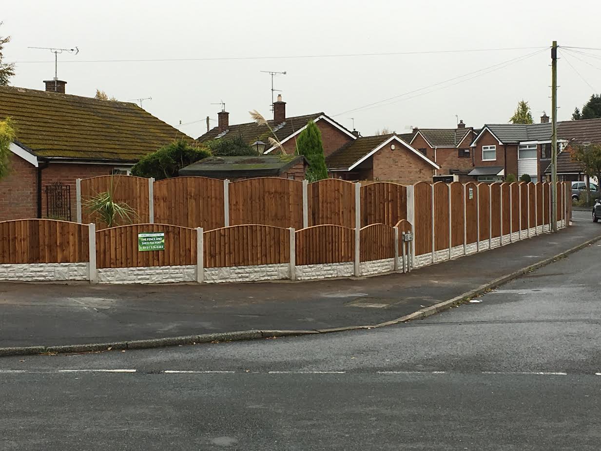 Fencing installation specialists in the Liverpool area